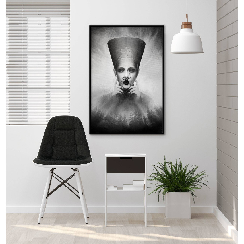 Skogens Gudinna - Mystisk svartvit poster