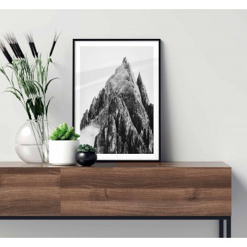 Spetsig bergstopp - Enkel svartvit poster