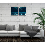 Mörk tavla med motiv av sjö & skog