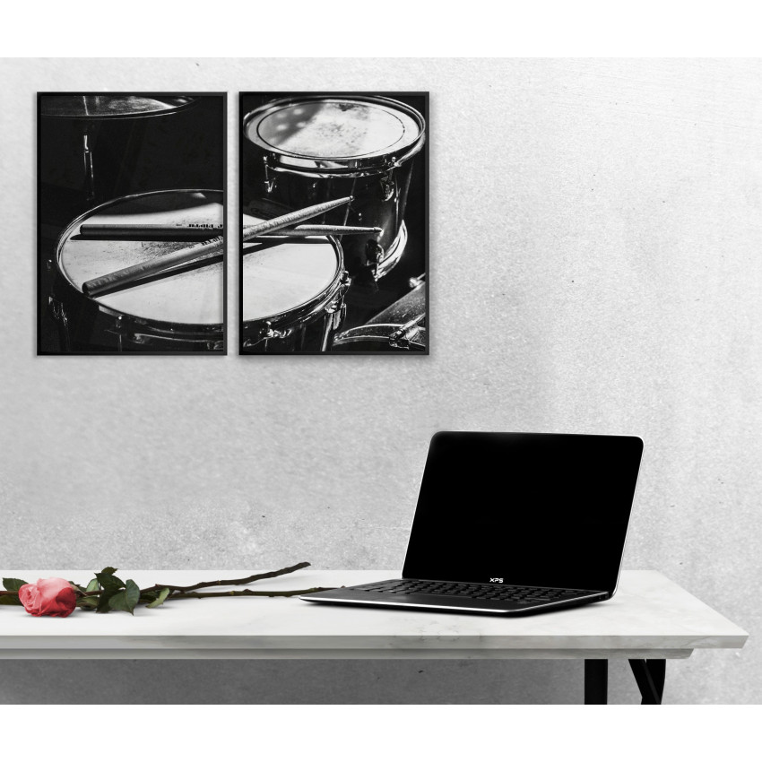 Drums and sticks 40x50cm x 2