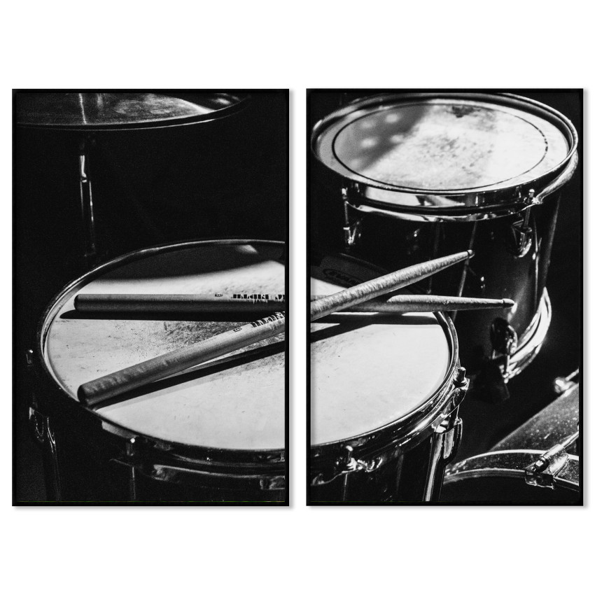 Drums and sticks 40x50cm x 2