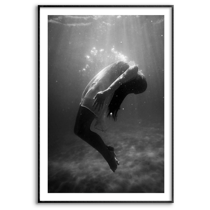 Girl Under Water 50x70cm poster